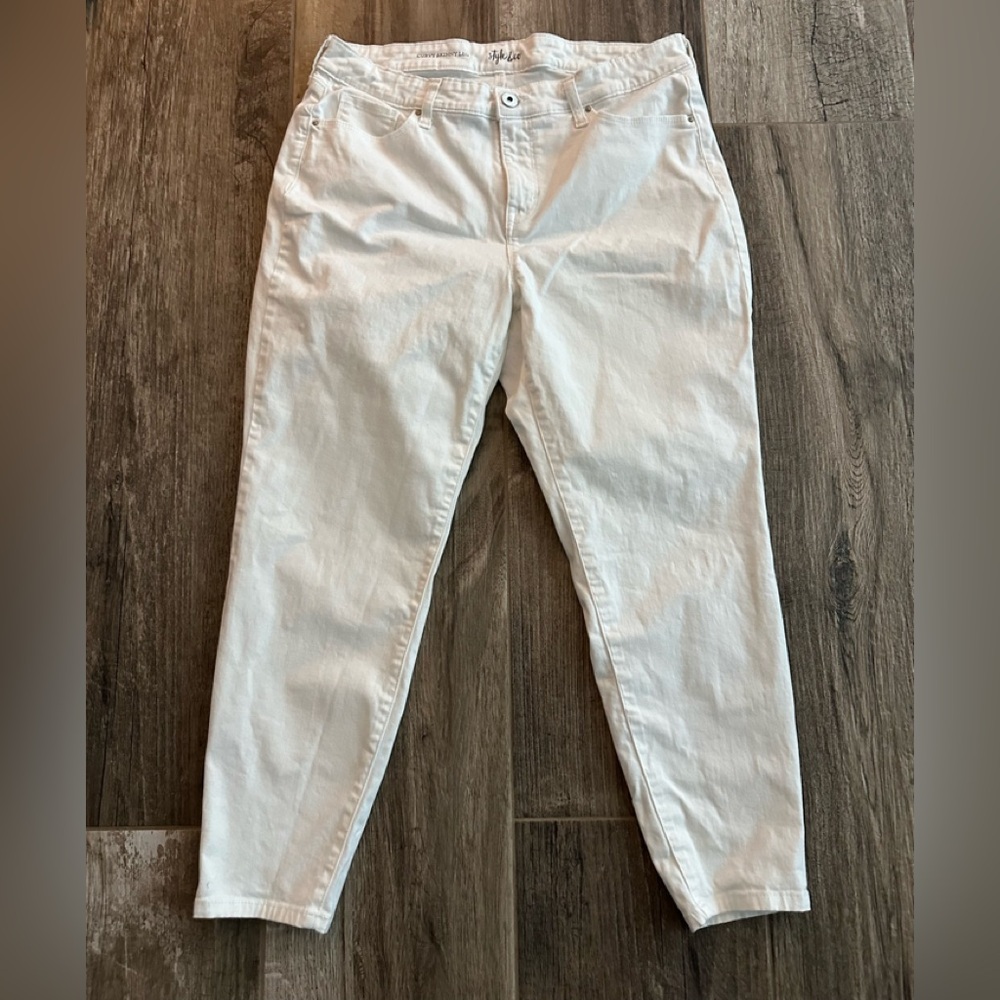 Style & Co. White Pants